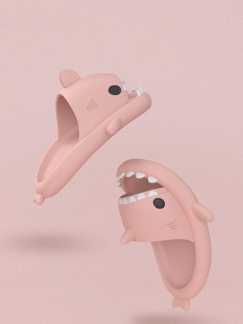 New Summer Slippers Lovely Shark Shape Slides outdoor Shoes. Kids Children Flip Flops Lightweight Open Toe Beach Pool Slides Sandals Shark Shower Slipper Toddler Non-Slip Summer Slippers Water Shoes