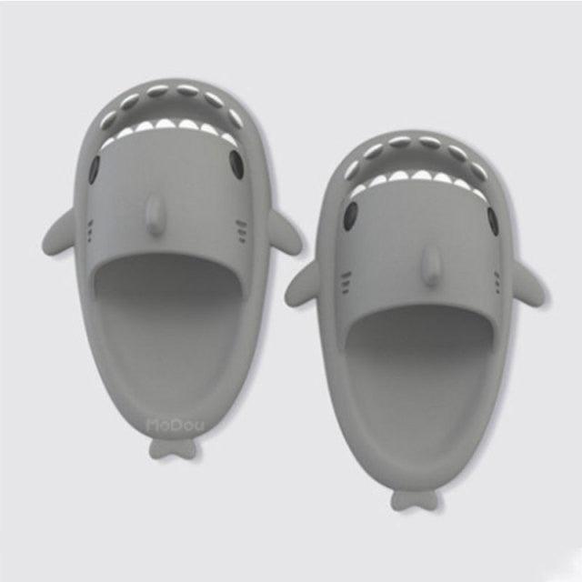 New Summer Slippers Lovely Shark Shape Slides outdoor Shoes. Kids Children Flip Flops Lightweight Open Toe Beach Pool Slides Sandals Shark Shower Slipper Toddler Non-Slip Summer Slippers Water Shoes
