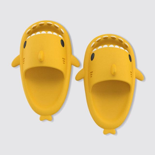 New Summer Slippers Lovely Shark Shape Slides outdoor Shoes. Kids Children Flip Flops Lightweight Open Toe Beach Pool Slides Sandals Shark Shower Slipper Toddler Non-Slip Summer Slippers Water Shoes