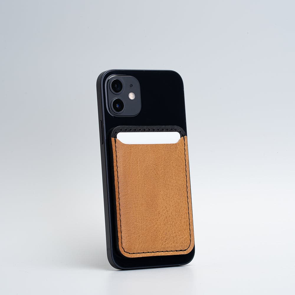 Leather Wallet compatible with MagSafe - Two colors